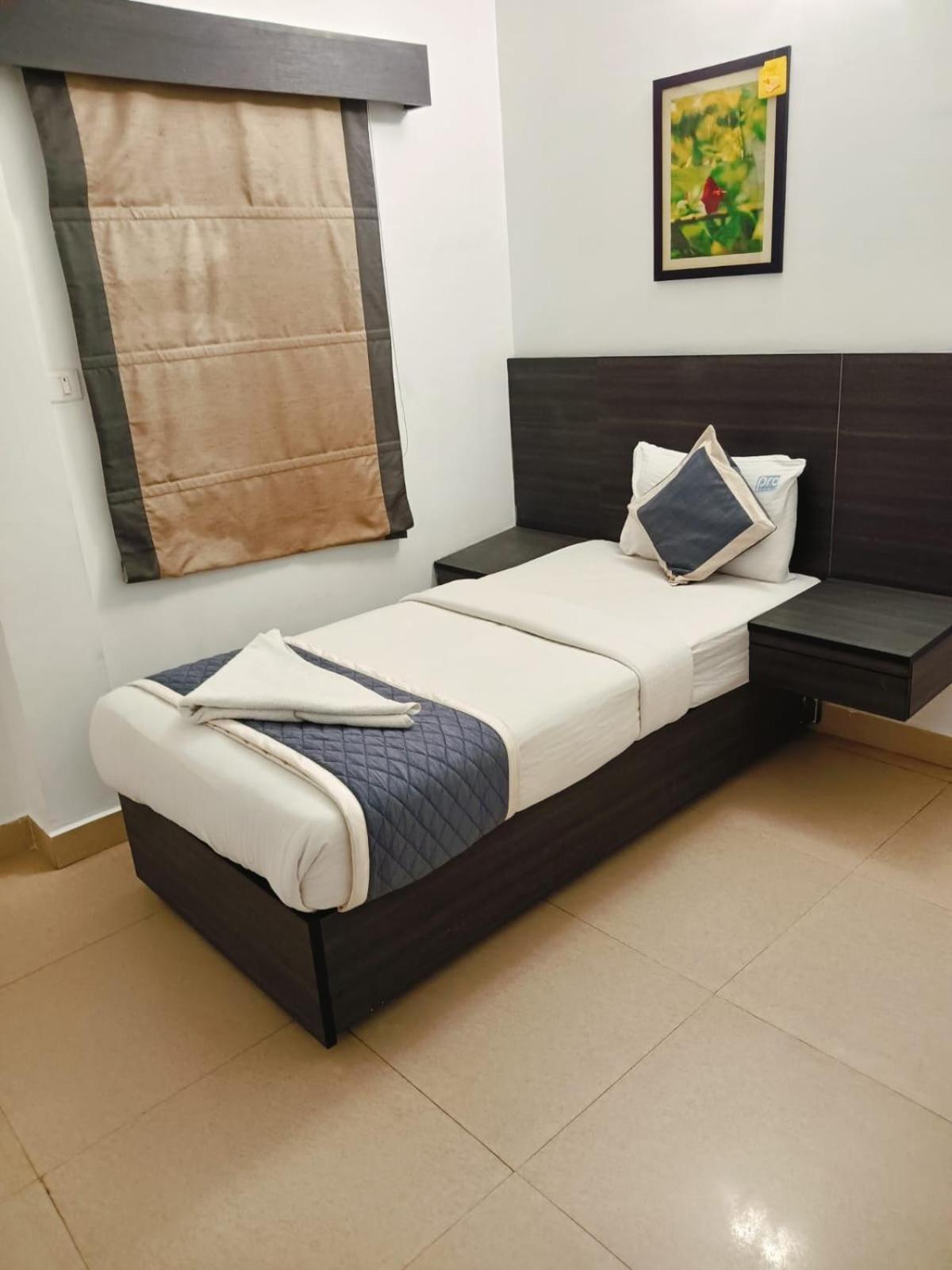 Stayeasy Tiruvanmiyur Chennai Extérieur photo